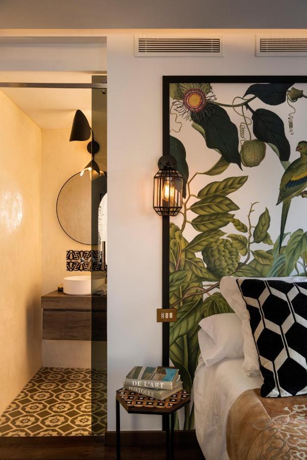 Pajaro Rebelde Bed & Breakfast เซบีญา ภายนอก รูปภาพ