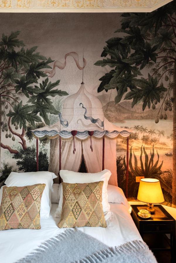 Pajaro Rebelde Bed & Breakfast เซบีญา ภายนอก รูปภาพ
