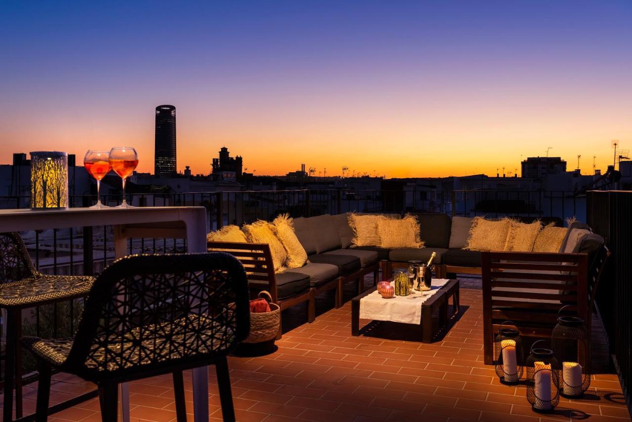 Pajaro Rebelde Bed & Breakfast เซบีญา ภายนอก รูปภาพ